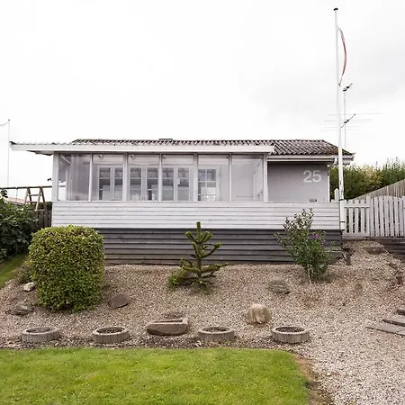Holiday home Anemone 25 Holiday House